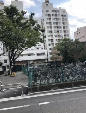 東日本硝子会館ビルの外観