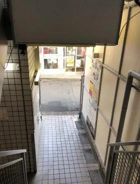 NODERA BLDGビルの外観