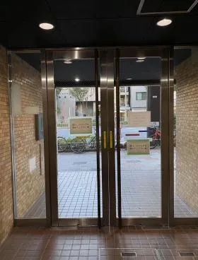 ライオンズマンション東銀座ビルの外観