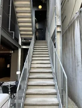 唐橋ビルの外観