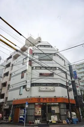 祐大ビルの外観