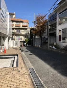 ファルファー原宿ビルの外観