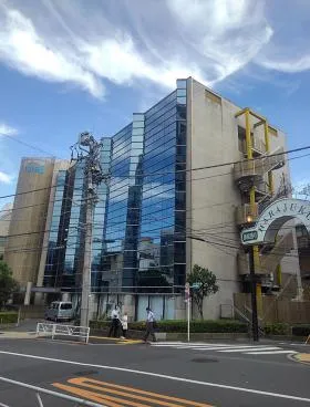 クレオ原宿本社ビルの外観