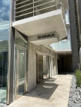 SHINKAビルの外観