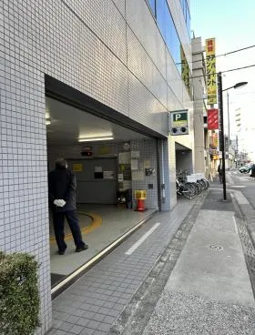 三井住友銀行五反田ビルの外観
