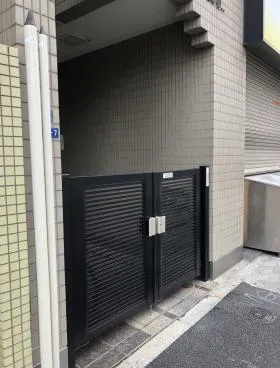 杉山ビルの外観