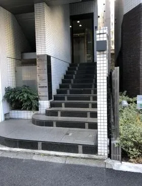 一番町KGビルの外観