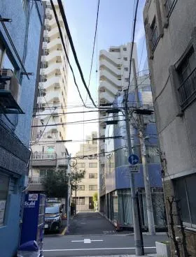 征矢ビルの外観