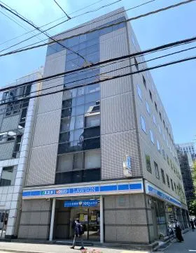 新橋パークプレイスの外観