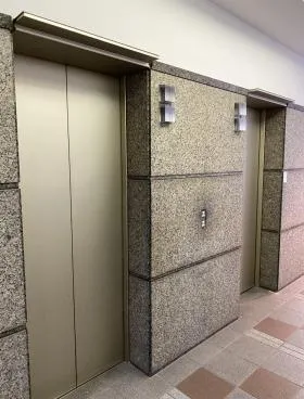 新橋パークプレイスの外観