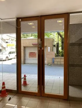 新橋パークプレイスの外観