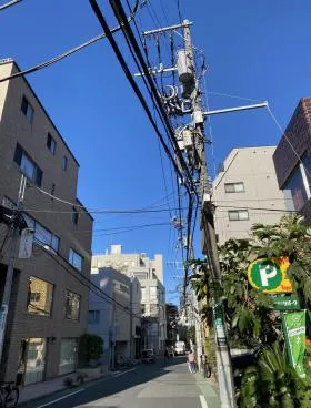 2WAY WORLDビルの外観