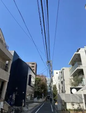 Tomo KyonS’ビルの外観