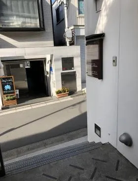 コポンノープの外観