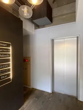ザ・パークレックス小網町ビルの外観