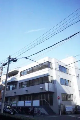目黒建築会館ビルの外観
