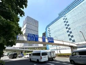 BIZCORE赤坂見附ビルの外観