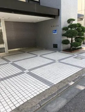 毛利ビルの外観