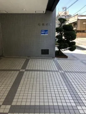 毛利ビルの外観
