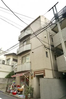 恵比寿南2丁目戸建ビルの外観