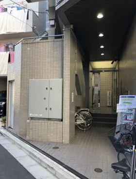 S&Sビルの外観