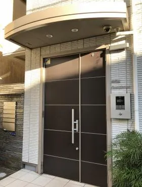 新戸山レジデンスビルの外観