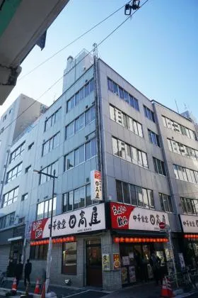 小島ビルの外観