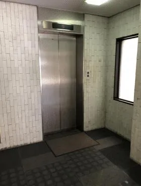 SEビルの外観