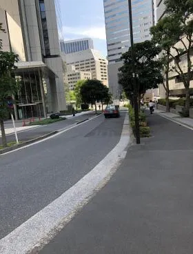 商工会館・弁理士会館ビルの外観