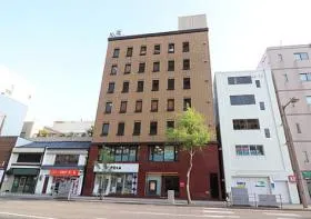 フロンティア古町ビルの外観