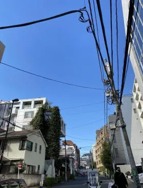 根本ビルの外観