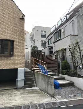 グレースコートビルの外観