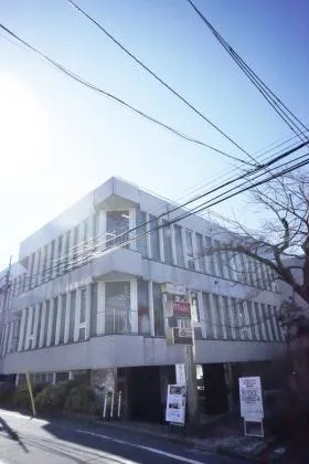 目白ファッションカレッジビルの外観