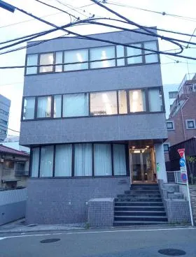 中目黒東山1丁目ビルの外観