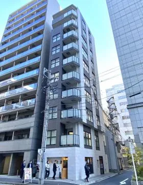 ザ・スカイグランディア神田錦町ビルの外観