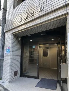都築ビルの外観