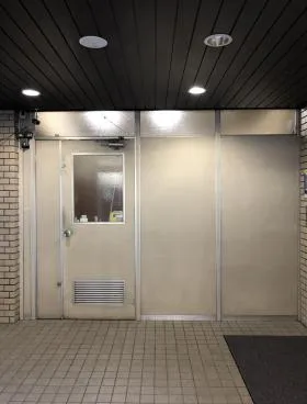 都築ビルの外観