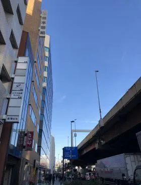 都築ビルの外観