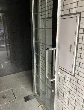 リッチライフ田原町ビルの外観