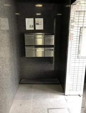 リッチライフ田原町ビルの外観