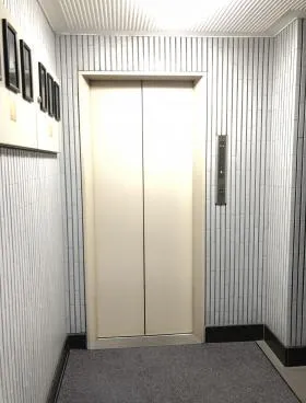 カノウビルの外観