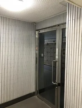 カノウビルの外観