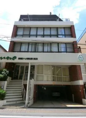 向島RNビルの外観