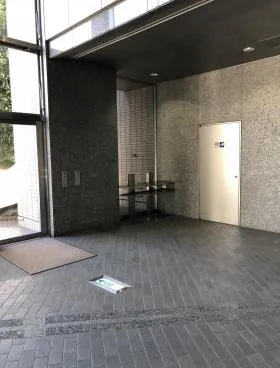 愛宕ビューアパートメントビルの外観