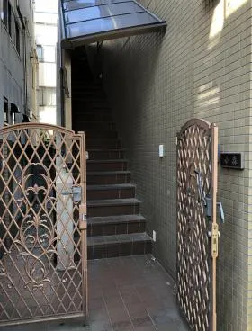 小森ハウスビルの外観