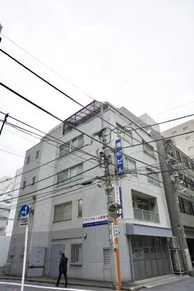 塩谷ビルの外観