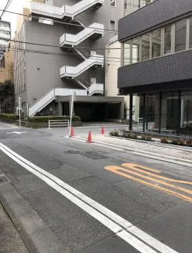 塩谷ビルの外観