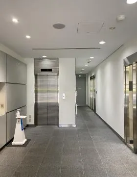 12東洋海事ビルの外観