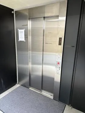 神田アレルトビルの外観