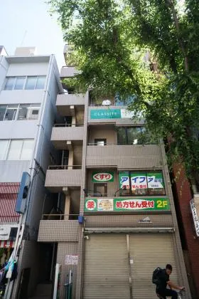 ヤマダビルの外観